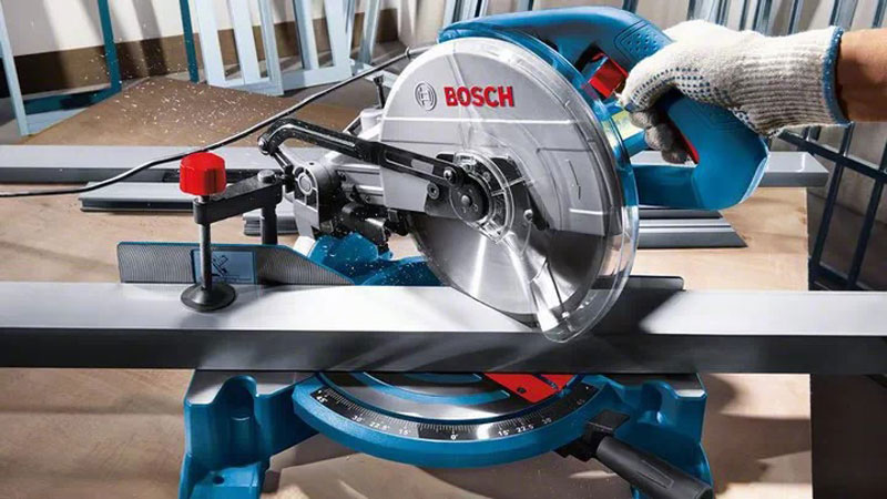 Máy cắt Bosch GCM 10 MX hiện đại