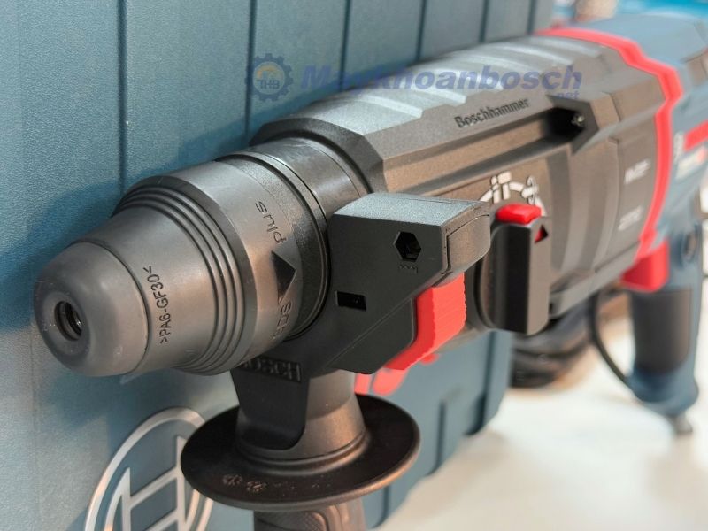 Máy khoan bê tông Bosch GBH 2-26