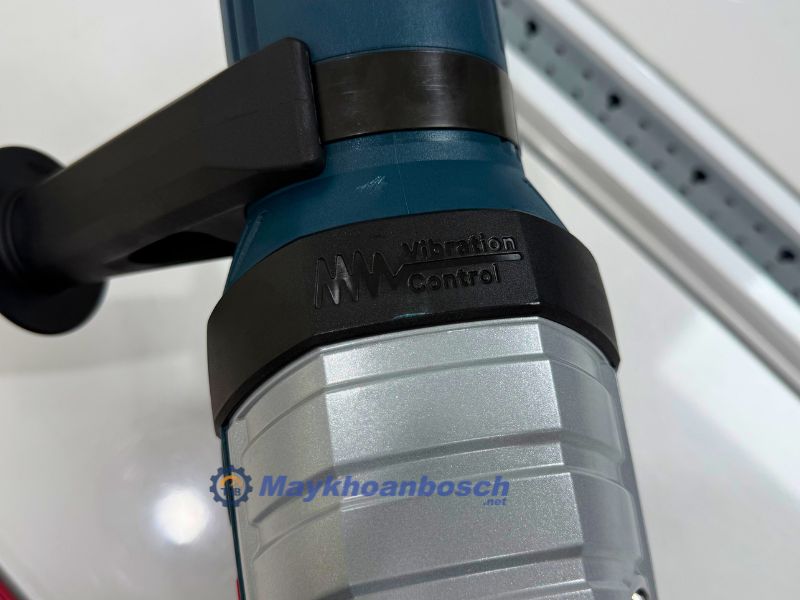 Lớp vỏ cứng ở ngoài có khả năng chống bụi, chống va đập cực tốt