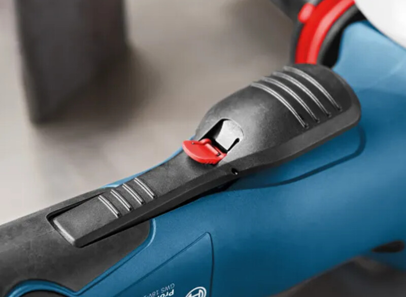 Bosch GWS 18V-11PS (SOLO) 125mm sử dụng loại công tắc bóp