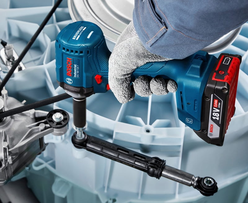 Máy siết bu lông công nghiệp dùng pin Bosch IDS 18V-125 T hiệu suất cao, lực siết mạnh
