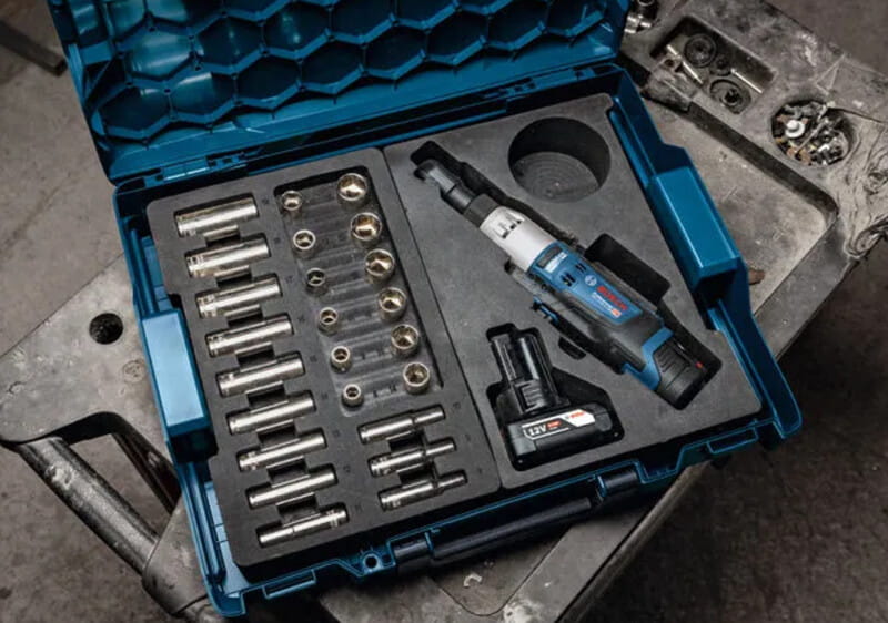 Máy vặn bu lông pin Bosch GRC 12V-60 dùng tốt trong sửa chữa chuyên nghiệp