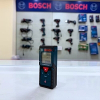 Máy đo khoảng cách laser Bosch GLM 40-12