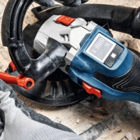 Máy mài bê tông dùng pin Bosch GBR 18V-15 S (SOLO)